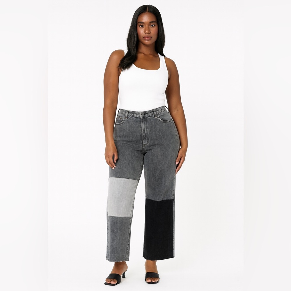 NWT Tractr Premium Denim Collection High Rise Straight Wide Leg‎ Jeans - Size 14